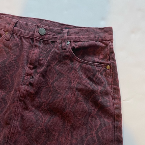 BLANK NYC Snake Print Denim Mini Skirt - Picture 5 of 9